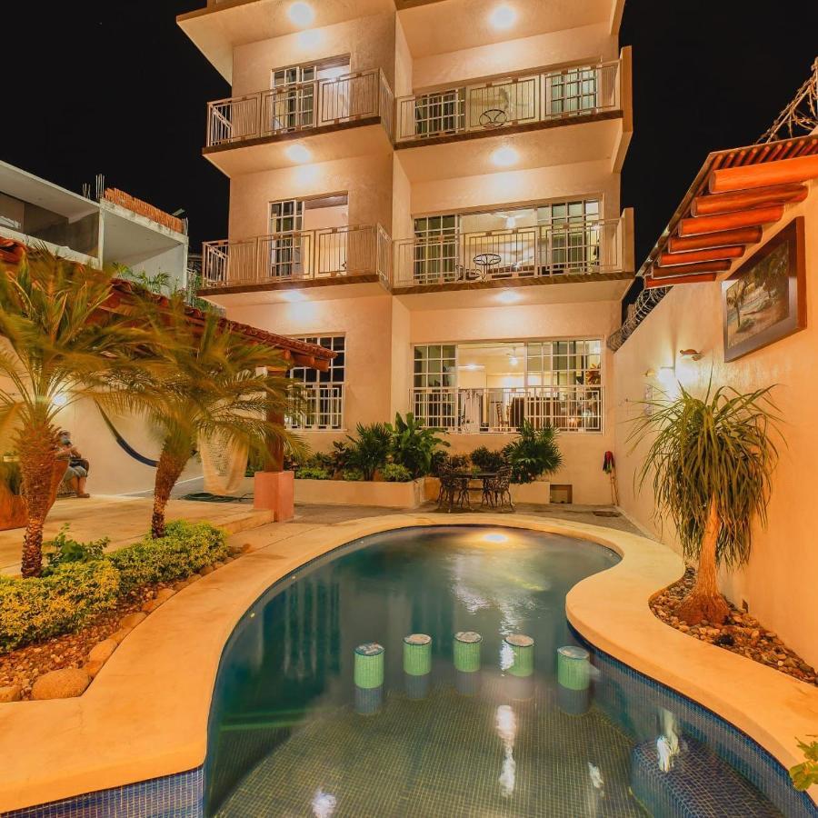 Primavera Suites Zihuatanejo Buitenkant foto